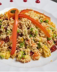 Cous-cous verdure miste e pomodori secchi